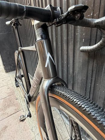 Used Aurum Aurum Custom SRAM Rival eTap AXS 2025 Road & Gravel, Black — image 2 of 10