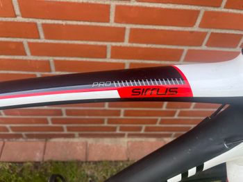 Used Specialized Sirrus Shimano 105 2014 Road & Gravel, White — image 3 of 7