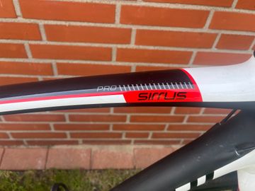 Used Specialized Sirrus Shimano 105 2014 Road & Gravel, White — image 3 of 7