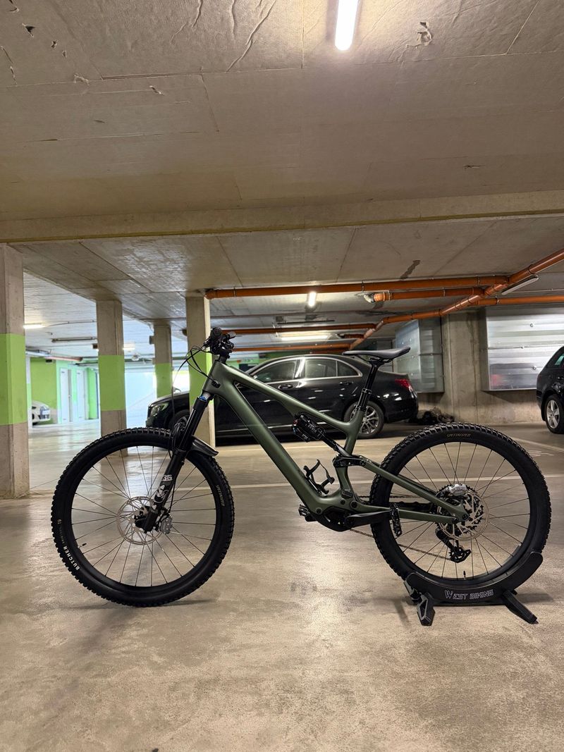 Used Specialized Turbo Levo SRAM GX Eagle AXS 2026 Mountainbike, Green, Mixed — image 1 of 9