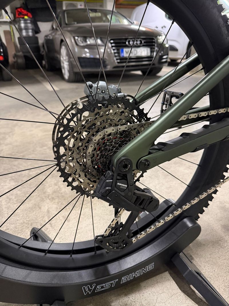 Used Specialized Turbo Levo SRAM GX Eagle AXS 2026 Mountainbike, Green, Mixed — image 6 of 9