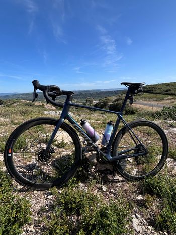Used Giant TCR Advanced Pro 0 AXS 2025 2025 Road & Gravel — image 4 of 6