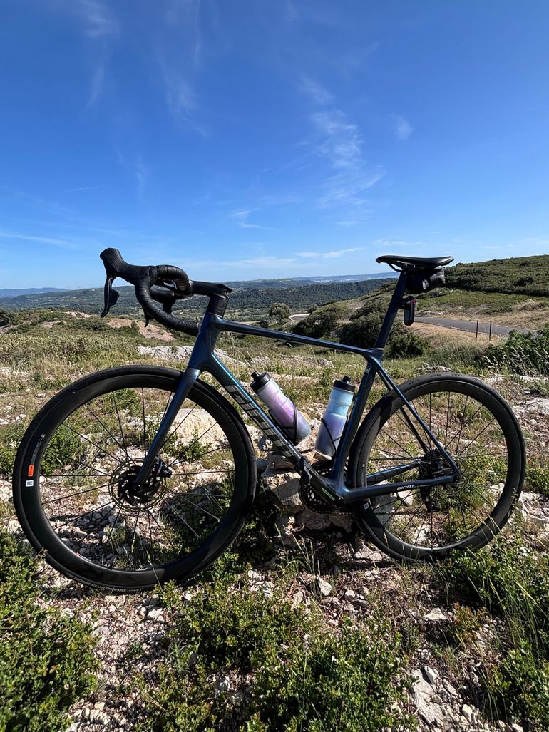 Used Giant TCR Advanced Pro 0 AXS 2025 2025 Road & Gravel — image 4 of 6