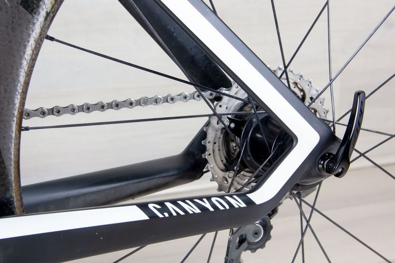 Used Canyon Speedmax CF SLX 2019 Road & Gravel, Black — image 12 of 17