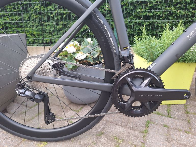 Used Scott Addict 20 2026 2026 Road & Gravel — image 3 of 5