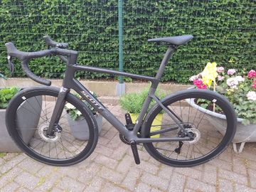 Used Scott Addict 20 2026 2026 Road & Gravel, Black — image 2 of 5