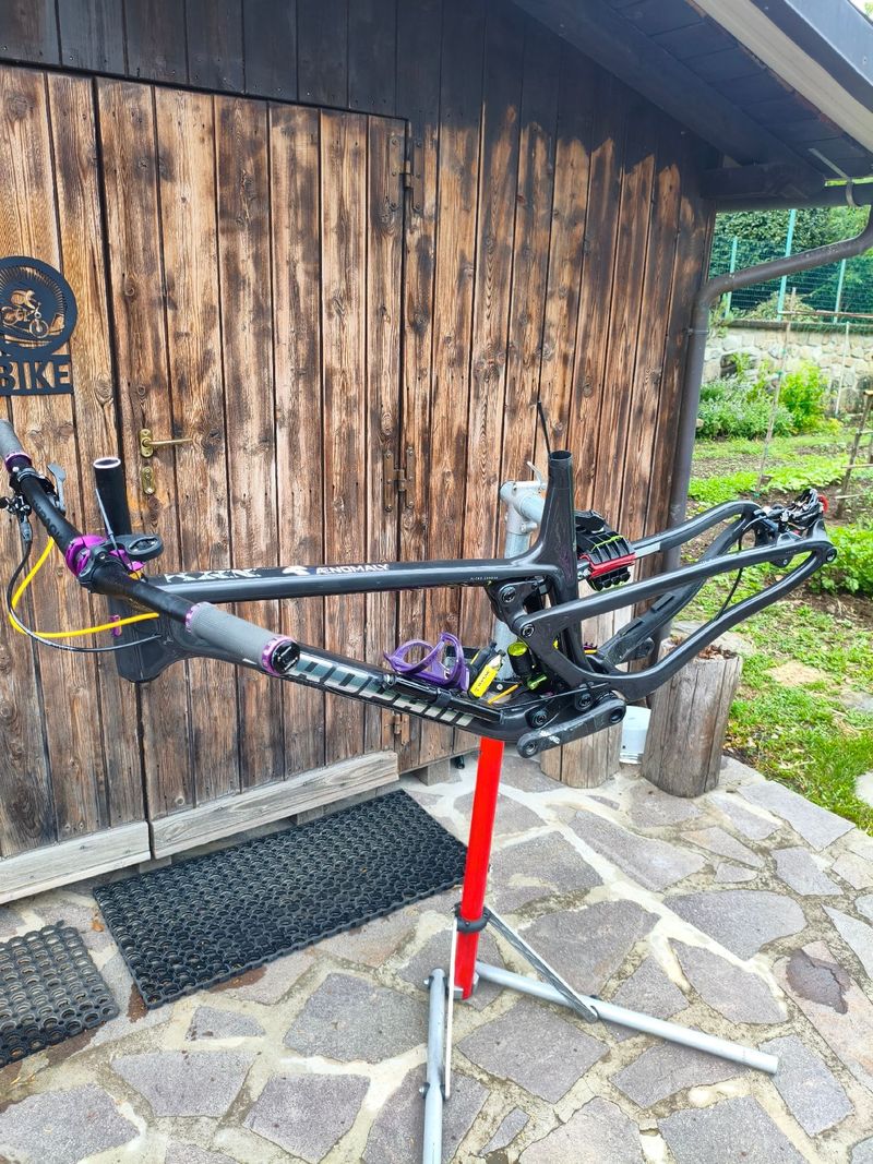 Gebrauchtes Propain Hugene 2 CF Factory 2023 Frameset 2023 Mountainbike, Schwarz, 29 — Bild 2 von 7