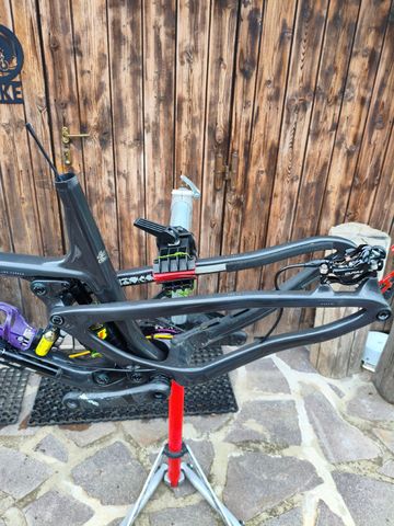 Gebrauchtes Propain Hugene 2 CF Factory 2023 Frameset 2023 Mountainbike, Schwarz, 29 — Bild 5 von 7