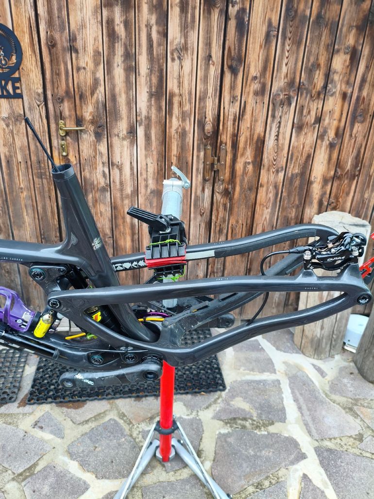Used Propain Hugene 2 CF Factory 2023 Frameset 2023 Mountainbike, Black, 29 — image 5 of 7