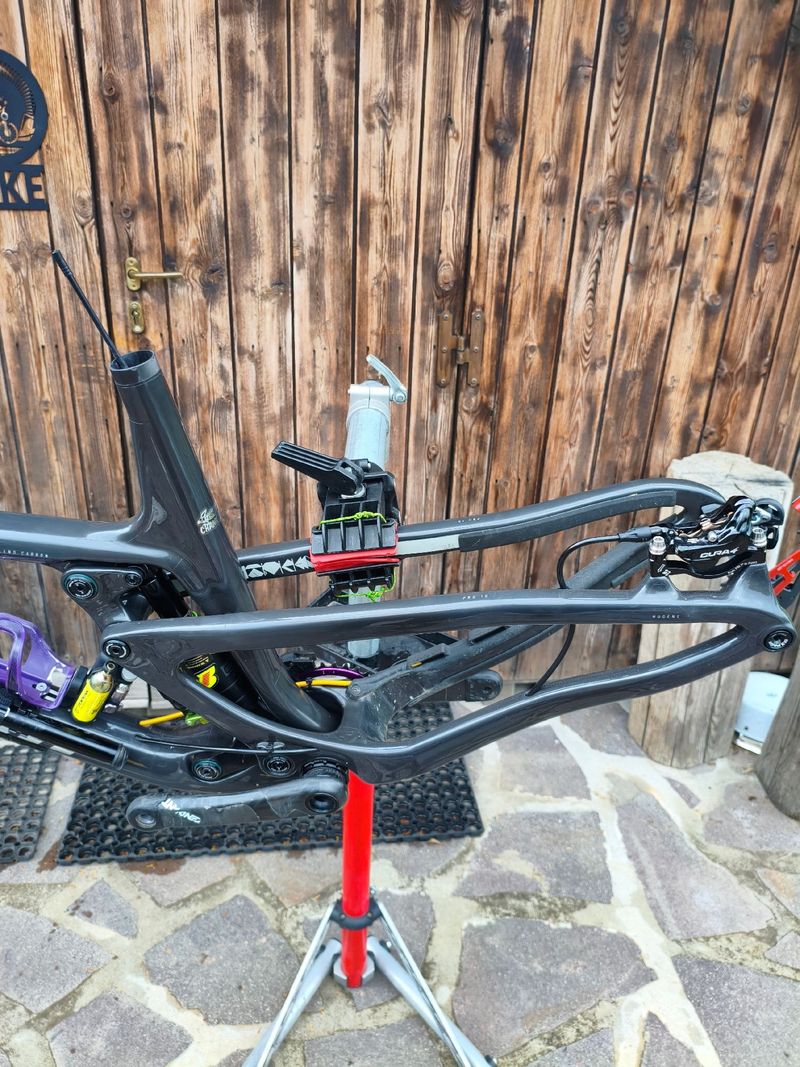 Gebrauchtes Propain Hugene 2 CF Factory 2023 Frameset 2023 Mountainbike, Schwarz, 29 — Bild 5 von 7