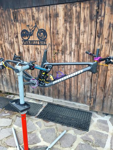Brugt Propain Hugene 2 CF Factory 2023 Frameset 2023 MTB
