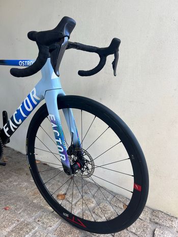 Used Factor OSTRO VAM Shimano Ultegra Di2 8170 2023 2023 Road & Gravel, Blue — image 10 of 15