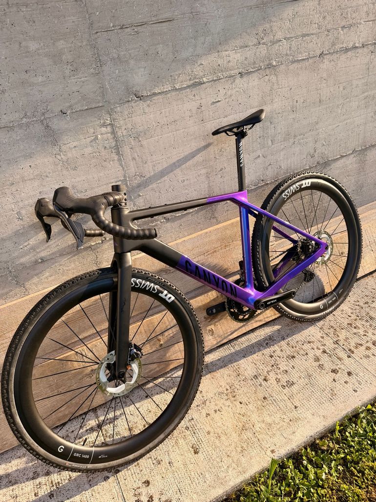 Used Canyon Grail CF SLX 8 Di2 2026 Frameset 2026 Road & Gravel, Purple — image 4 of 5
