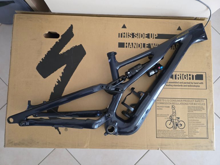 Used Specialized Kit Cadre Stumpjumper EVO Carbon 2024 Frameset 2024 Mountainbike — image 1 of 6