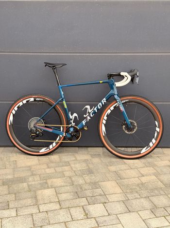 Used Factor ALUTO - Standard package 2026 2026 Road & Gravel