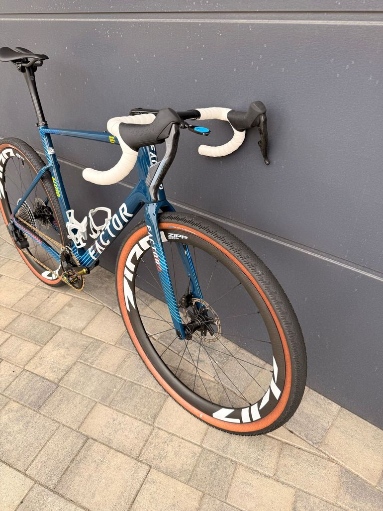 Used Factor ALUTO - Standard package 2026 2026 Road & Gravel — image 10 of 10