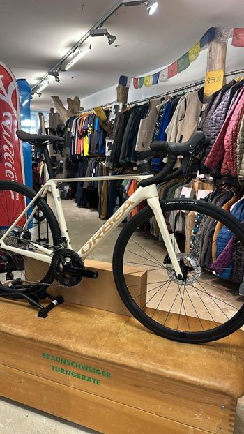 Used Orbea ORCA M30 2024 2024 Road & Gravel, White — image 5 of 5
