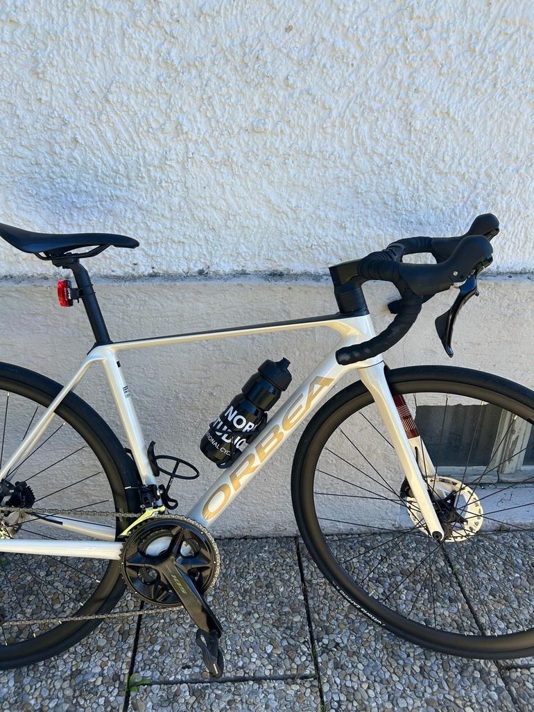 Used Orbea ORCA M30 2024 2024 Road & Gravel, White — image 3 of 5