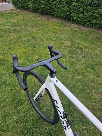 Used Factor O2 - SRAM Force w/ Power Meter 2023 2023 Road & Gravel, White — image 4 of 5