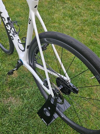 Used Factor O2 - SRAM Force w/ Power Meter 2023 2023 Road & Gravel, White — image 3 of 5
