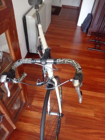 Used Trek Trek Custom Shimano 105 2006 Road & Gravel, White — image 3 of 4