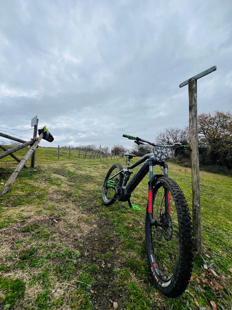 Used Haibike AllMtn 2 2024 2024 Mountainbike, Gris claro — image 2 of 4