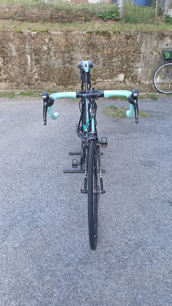 Used Bianchi Oltre XR.1 Ultegra Double 2015 2015 Road & Gravel — image 5 of 8
