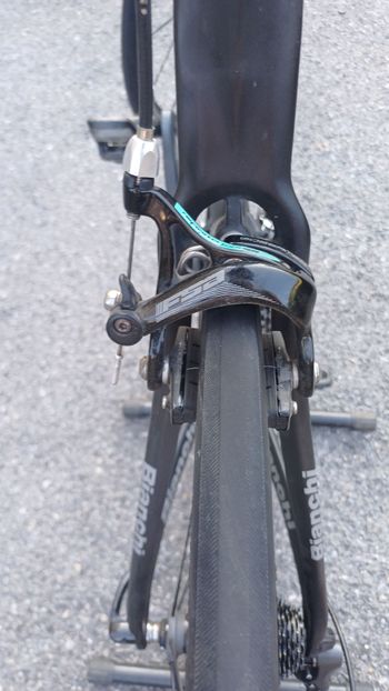 Used Bianchi Oltre XR.1 Ultegra Double 2015 2015 Road & Gravel — image 8 of 8