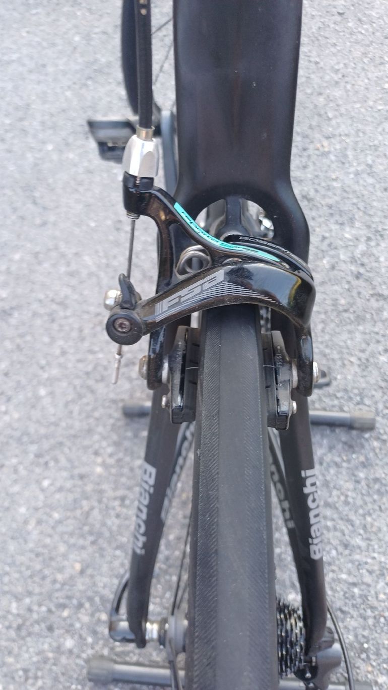 Used Bianchi Oltre XR.1 Ultegra Double 2015 2015 Road & Gravel — image 8 of 8