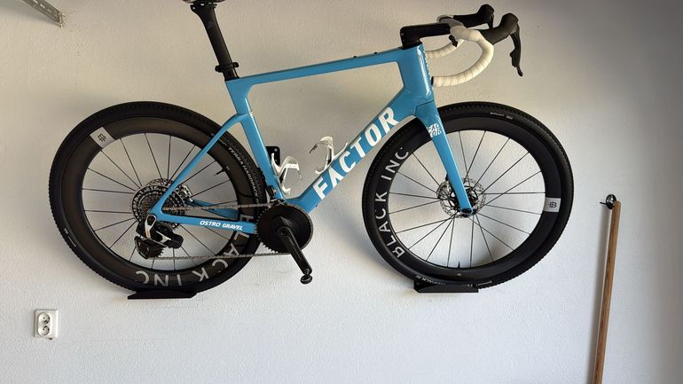 Used Factor Ostro SRAM Red 2026 Road & Gravel, Blue — image 2 of 3