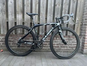 Used Basso Astra Campagnolo Chorus 11 Speed 2017 Road & Gravel, Black — image 10 of 10