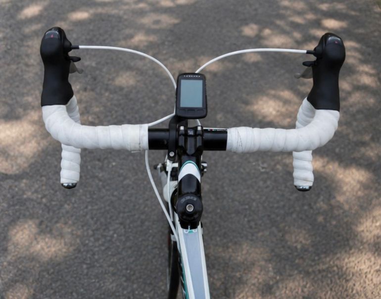 Used Bianchi Bianchi Custom Shimano Sora 2014 Road & Gravel, White — image 4 of 4