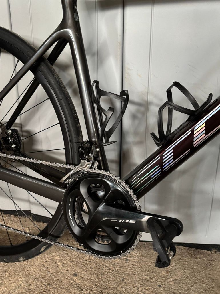 Used Scott Addict 30 2024 2024 Road & Gravel, Red — image 4 of 6