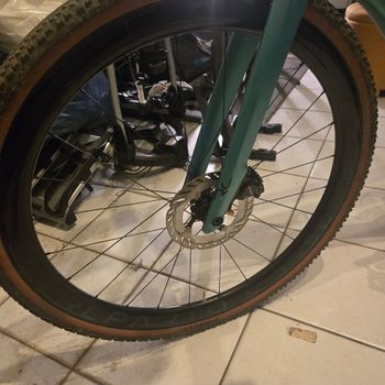 Used Bianchi Impulso RC GRX 825 DI2 2025 2025 Road & Gravel, Green — image 6 of 14