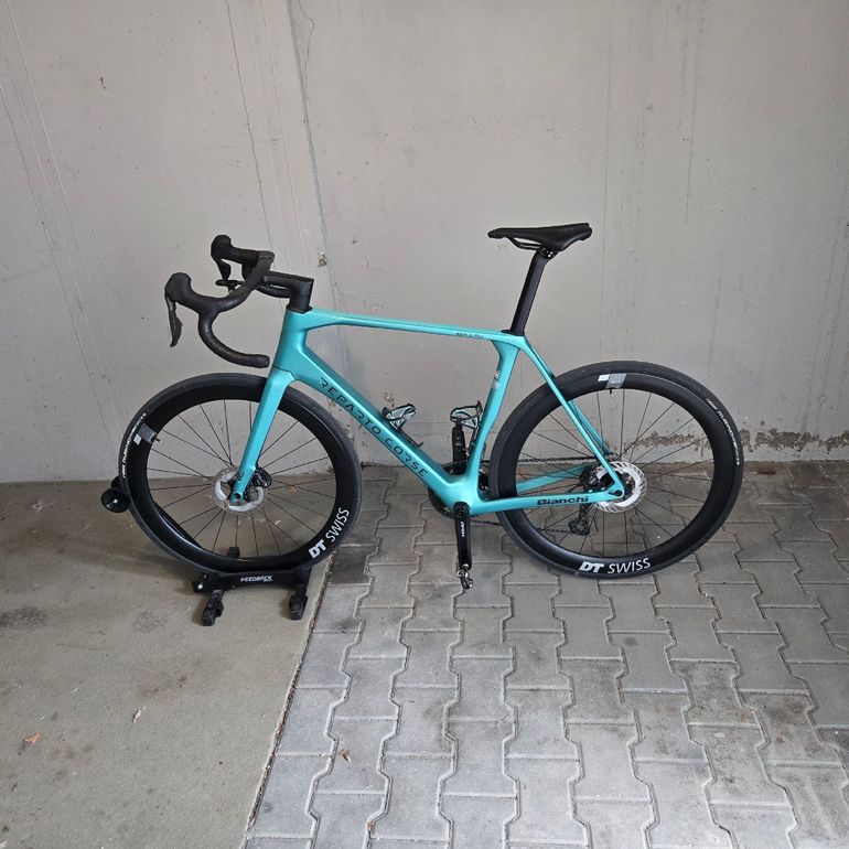 Used Bianchi Impulso RC GRX 825 DI2 2025 2025 Road & Gravel, Green — image 11 of 11