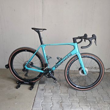 Gebrauchtes Bianchi Impulso RC GRX 825 DI2 2025 2025 Road & Gravel