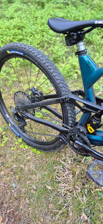 Used Radon Radon Slide Trail Cf 2023 2023 Mountainbike — image 3 of 7