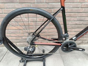 Used Giant Defy, Advanced 0 2022 2022 Road & Gravel — image 5 of 12