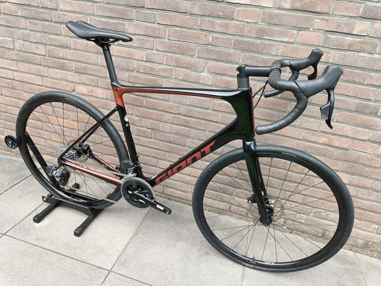 Used Giant Defy, Advanced 0 2022 2022 Road & Gravel — image 11 of 12