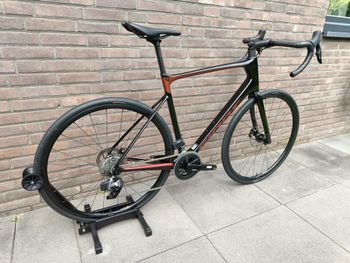 Used Giant Defy, Advanced 0 2022 2022 Road & Gravel — image 3 of 12
