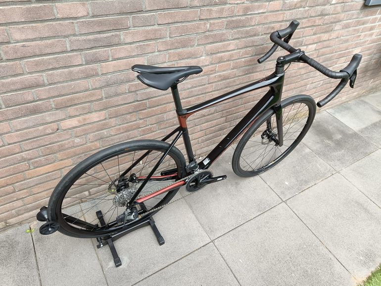 Used Giant Defy, Advanced 0 2022 2022 Road & Gravel — image 10 of 12