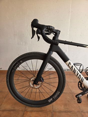 Used Canyon Grail CF SLX 8 Di2 2026 2026 Road & Gravel — image 10 of 11