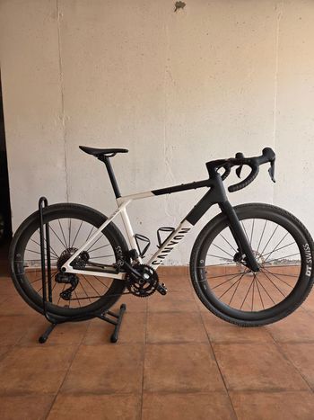 Used Canyon Grail CF SLX 8 Di2 2026 2026 Road & Gravel