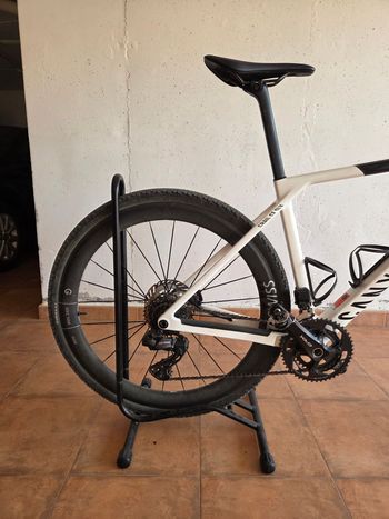 Used Canyon Grail CF SLX 8 Di2 2026 2026 Road & Gravel — image 2 of 11