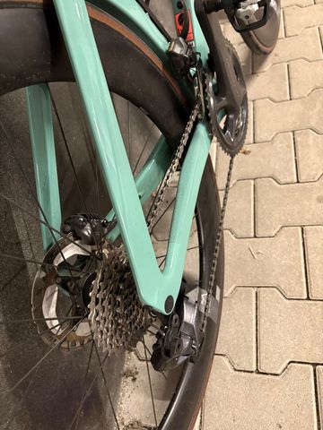 Brugt Canyon Aeroad CF SLX 8 Di2 2023 2023 Road & Gravel — billede 3 af 4
