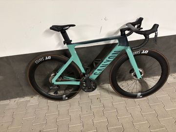 Brugt Canyon Aeroad CF SLX 8 Di2 2023 2023 Road & Gravel — billede 1 af 4