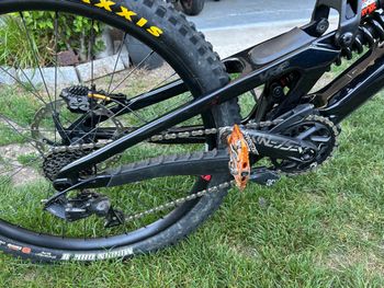 Used Santa Cruz V10 DH X01 / Carbon CC 2024 2024 Mountainbike — image 9 of 12