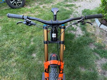 Used Santa Cruz V10 DH X01 / Carbon CC 2024 2024 Mountainbike — image 6 of 12