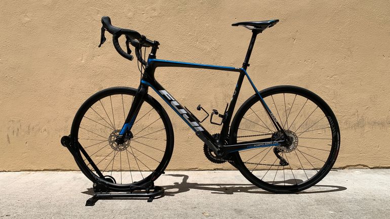 Used Fuji SL 2.1 Full Carbon Shimano Ultegra 11sp Disc - Size XXL 2020 Road & Gravel, Black — image 1 of 8