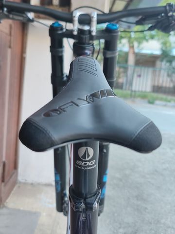 Używany Mondraker Summum SRAM GX 2022 Mountainbike — zdjęcie 35 z 36